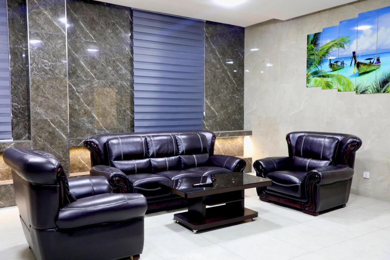 Garnet Hotel Tashkent Luaran gambar