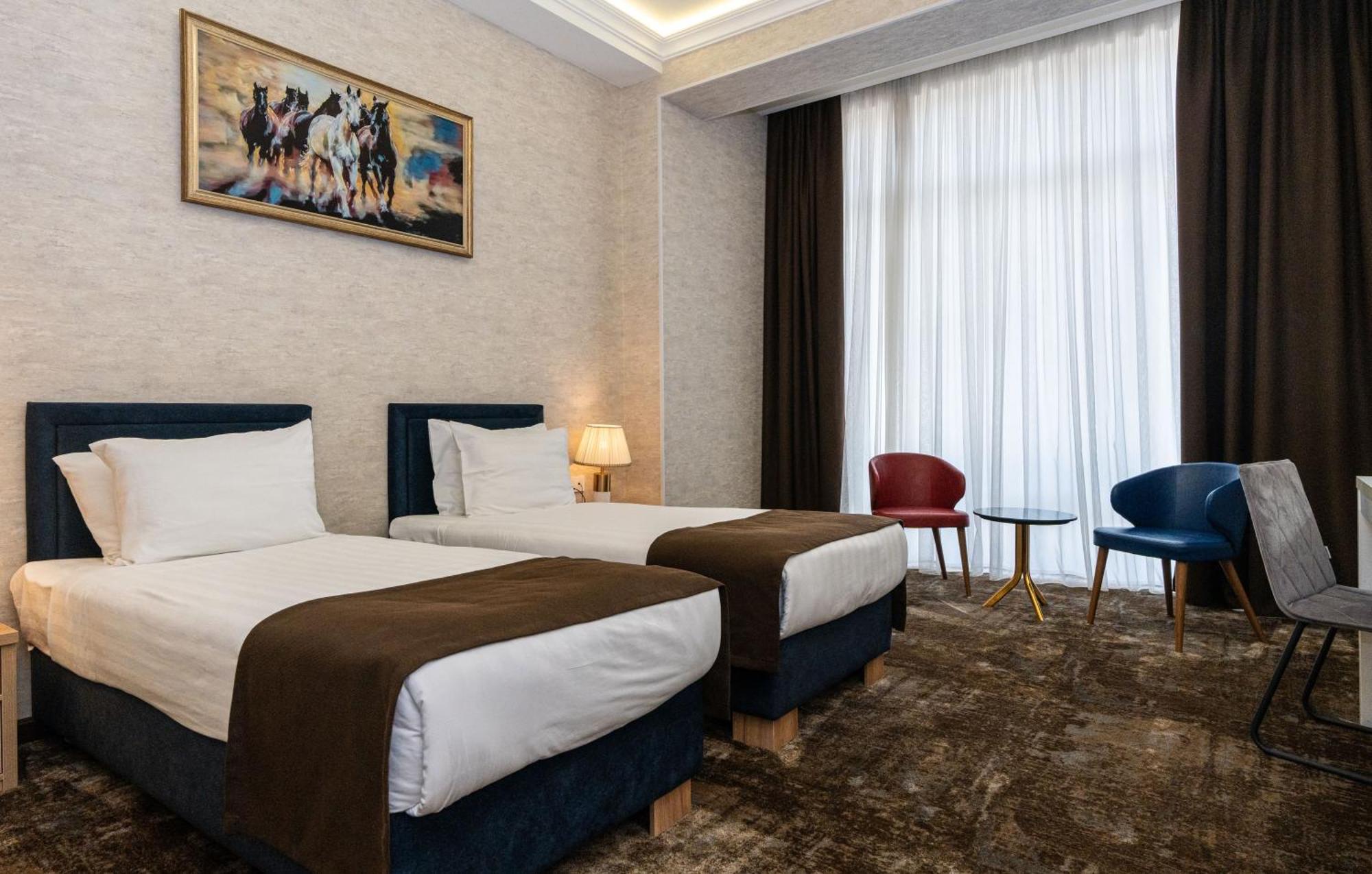 Garnet Hotel Tashkent Luaran gambar