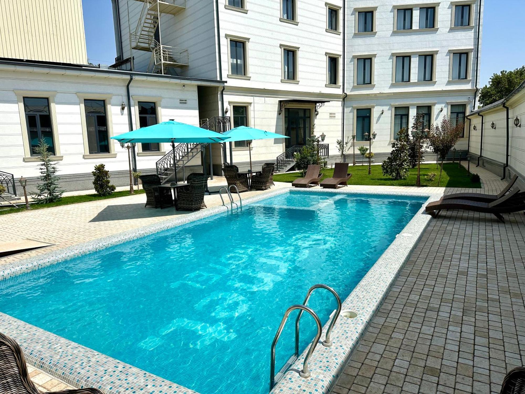 Garnet Hotel Tashkent Luaran gambar