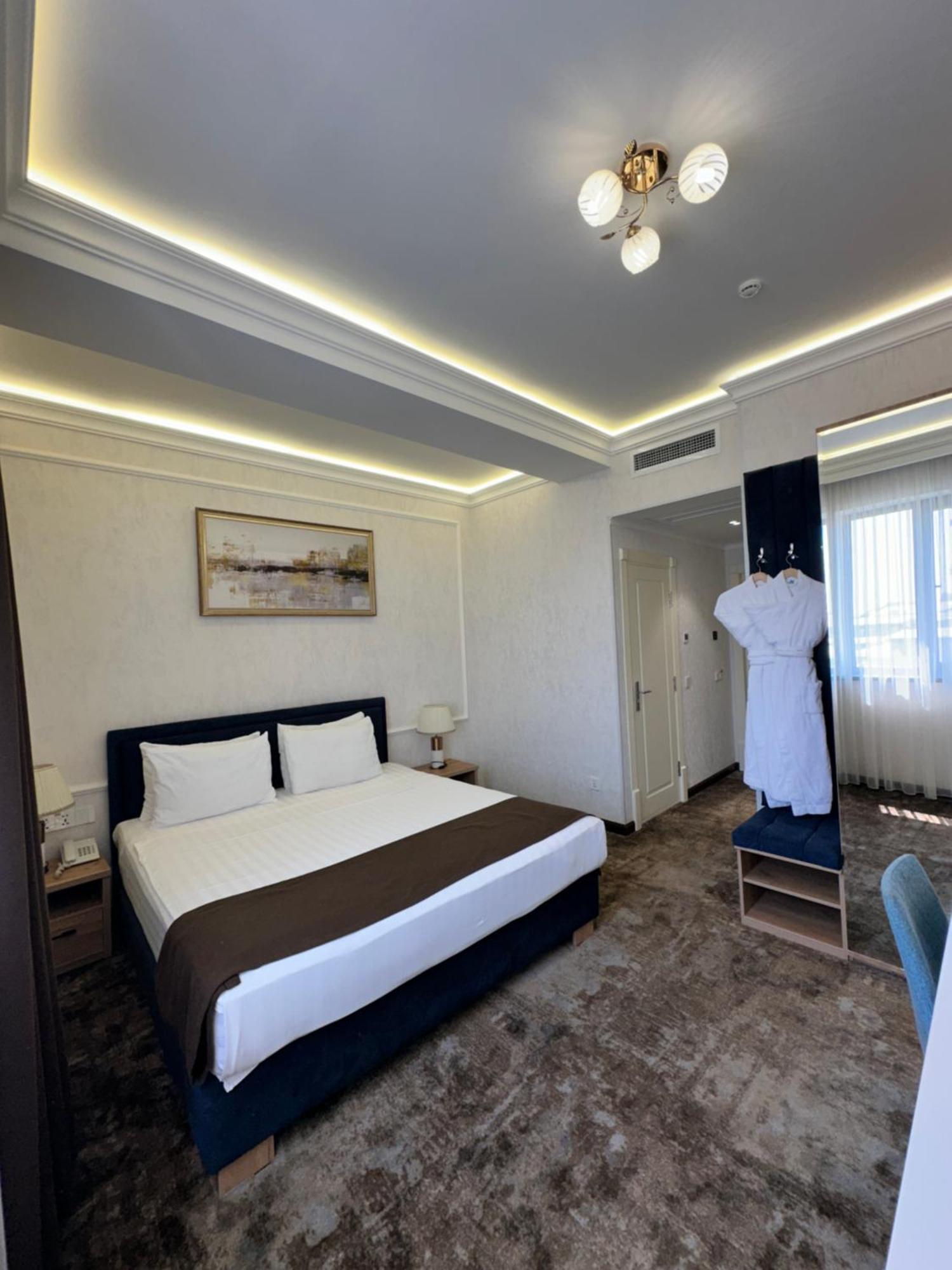 Garnet Hotel Tashkent Luaran gambar