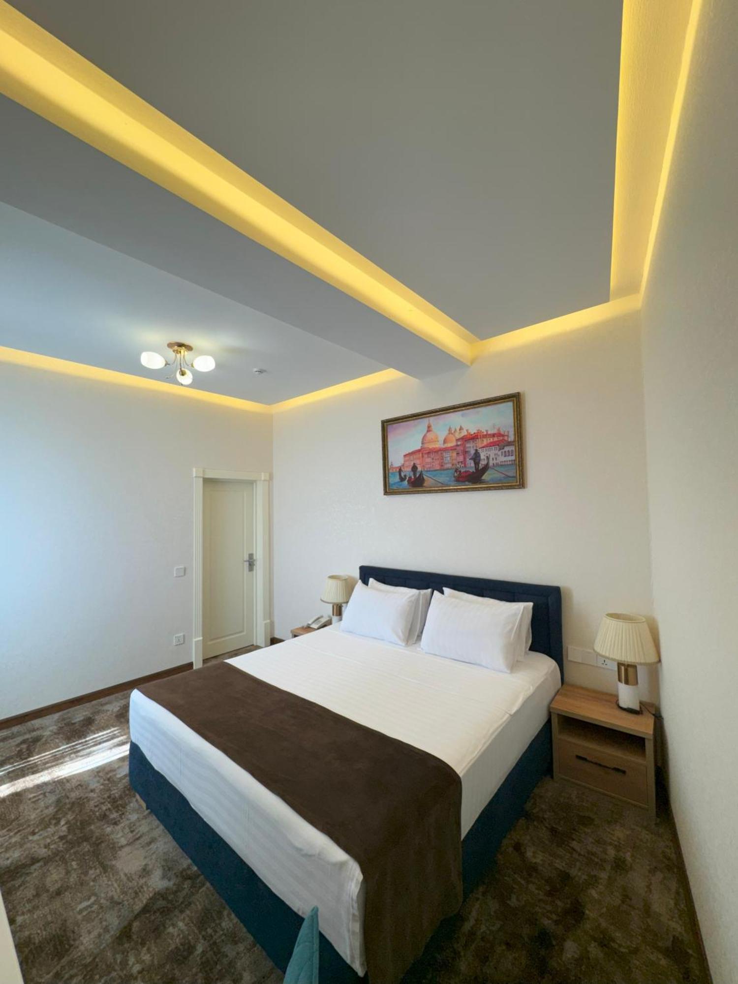 Garnet Hotel Tashkent Luaran gambar