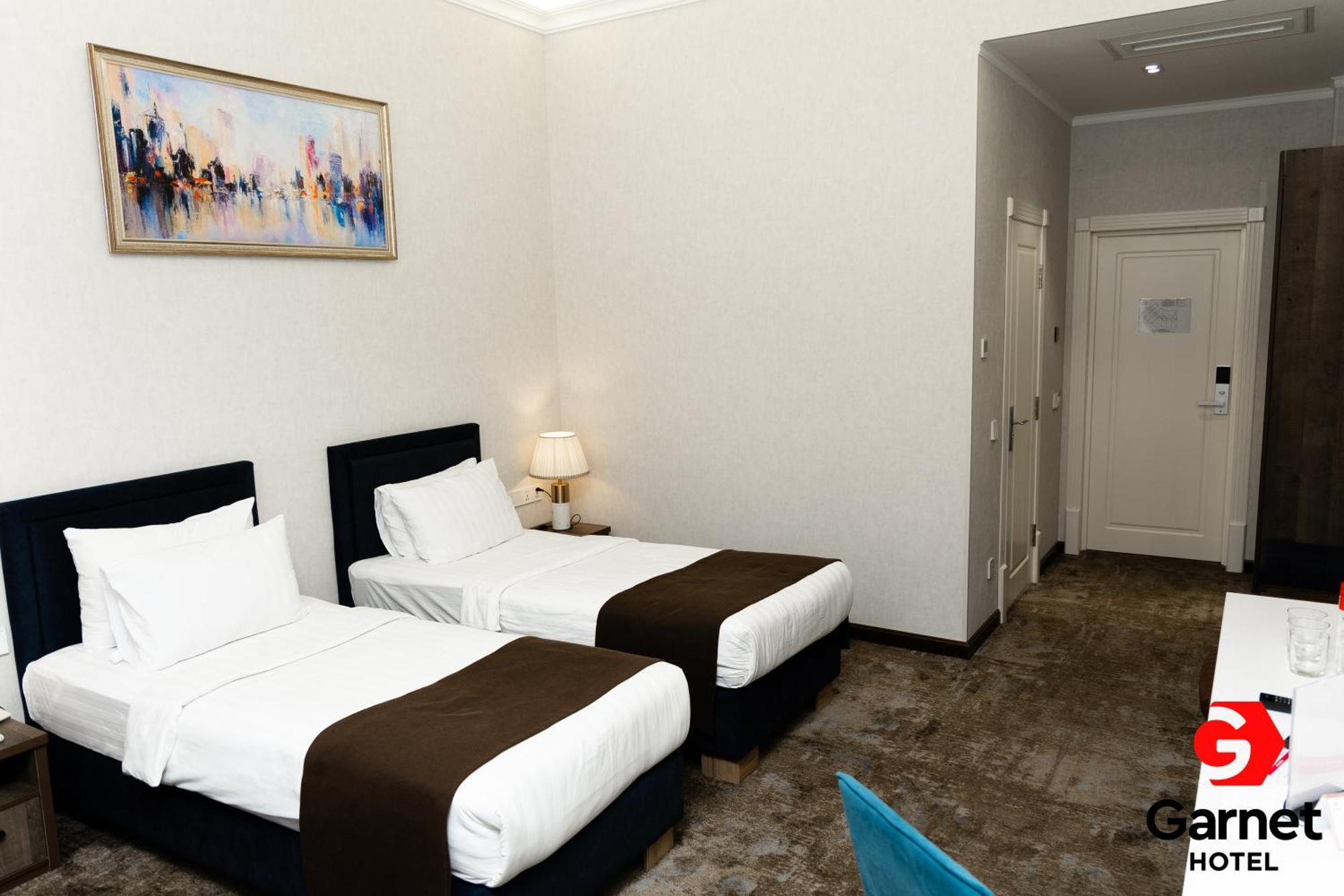 Garnet Hotel Tashkent Luaran gambar