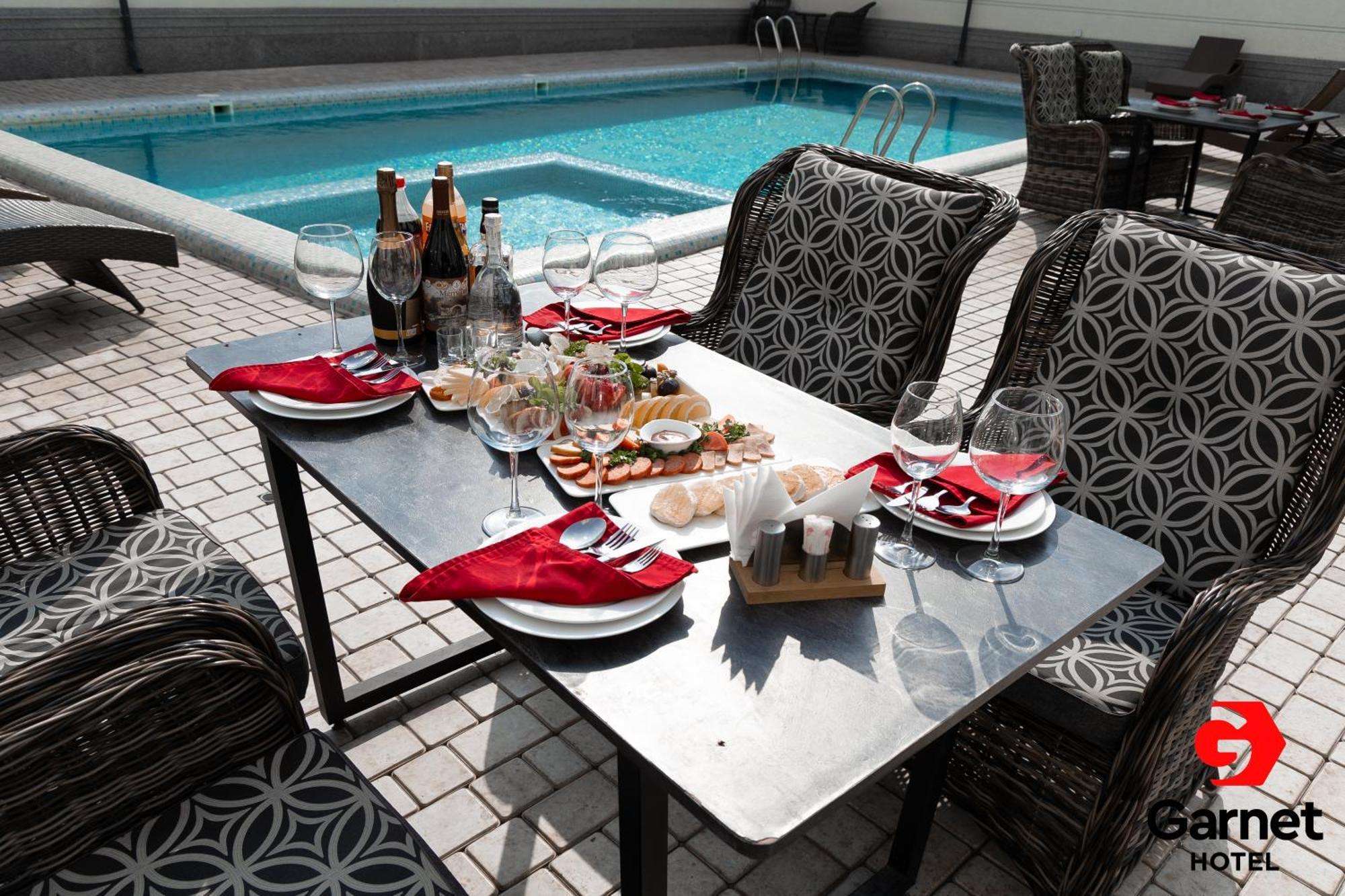 Garnet Hotel Tashkent Luaran gambar