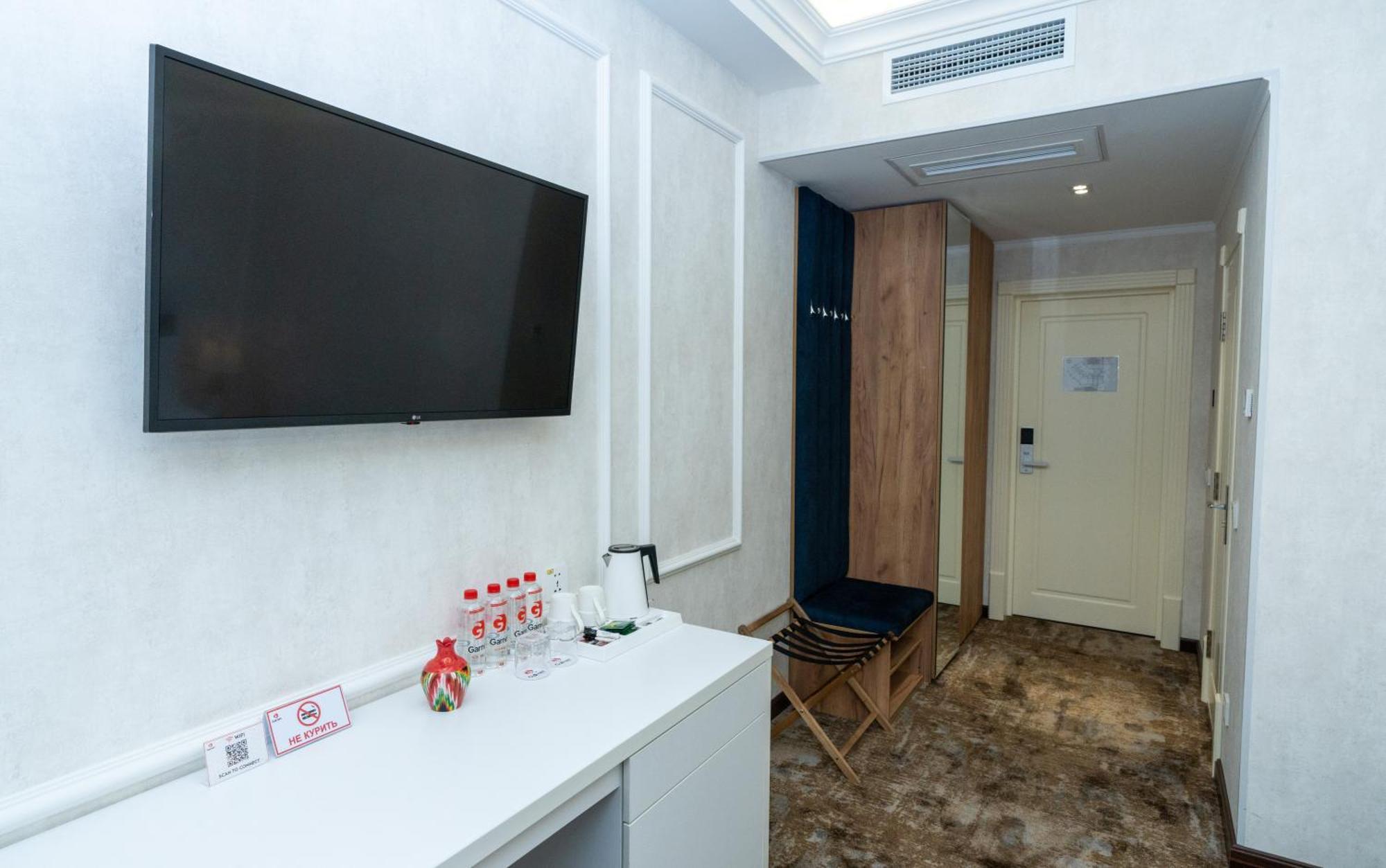 Garnet Hotel Tashkent Luaran gambar