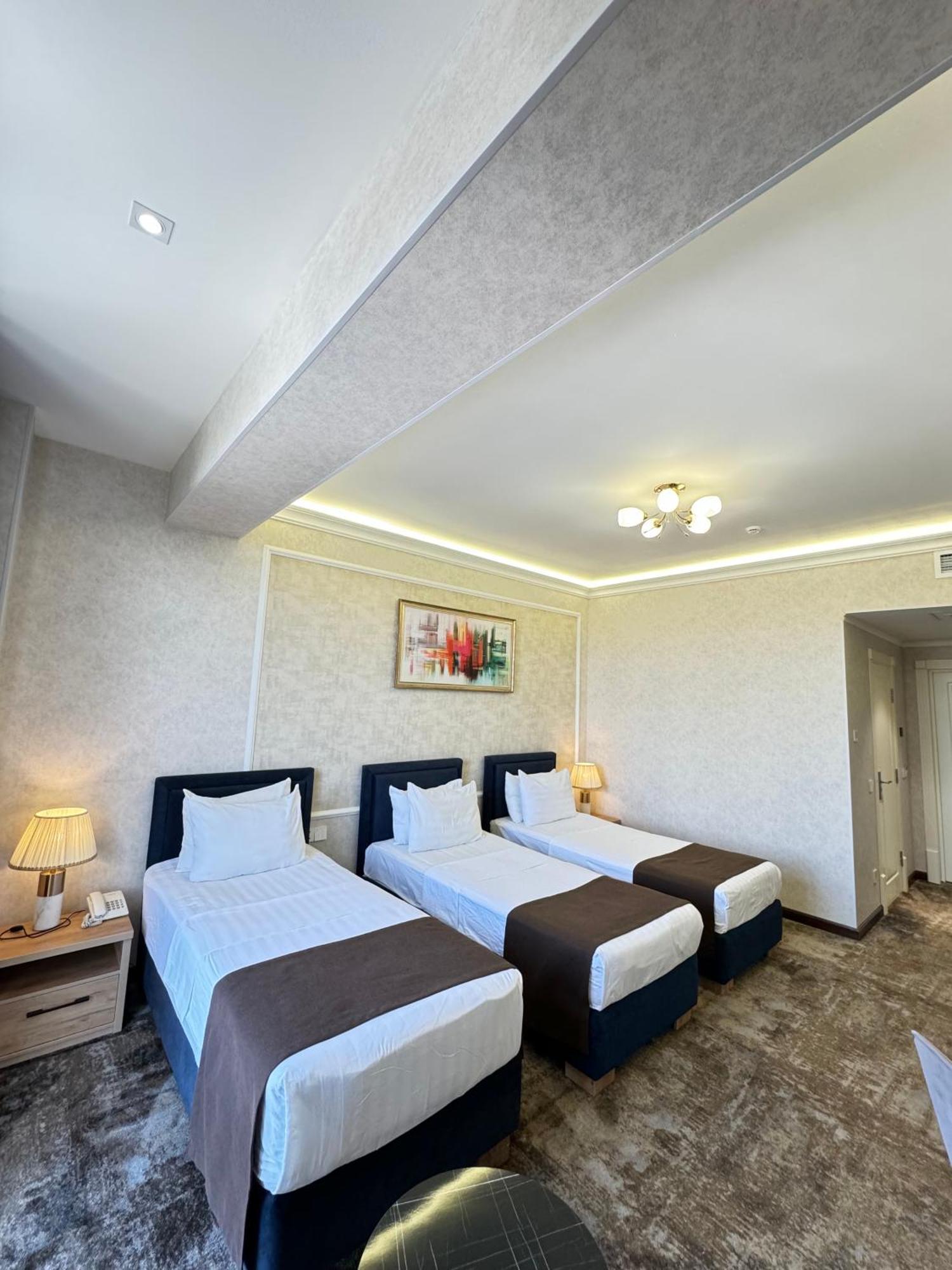 Garnet Hotel Tashkent Luaran gambar